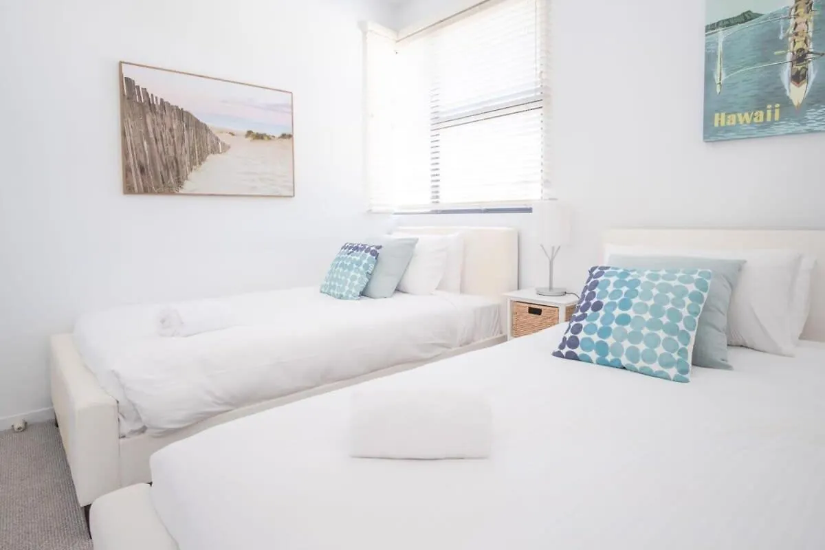 Live Like A Local In The Heart Of Moffat Beach カラウンドラ 0*,